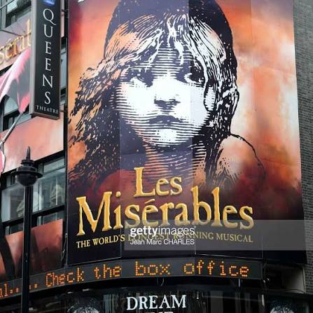 A Voice Teacher's Review of Les Miserables