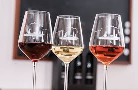 Weinprobe zuhause das event war ein lustiges, geselliges beisammensein mit einblick in die weinklassifizierung war sehr gut und professionell durchgeführt. Montagsweinprobe Rohrenbach Winzer Am See