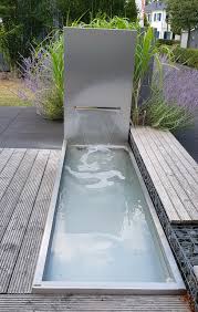 Edelstahlbrunnen Fur Aussergewohnliche Akzente Garten Landschaftsbau Gartengestaltung Garten Design