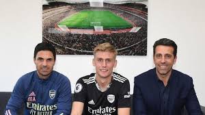 We hope to have live streaming links of all football matches soon. Susunan Pemain Leicester City Vs Arsenal Kiper Anyar The Gunners Hiasi Bangku Cadangan Tribunnews Com Mobile