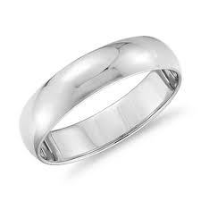 Classic Wedding Ring In Platinum 5mm Blue Nile In 2020 Mens Wedding Bands Platinum Classic Wedding Rings Mens Wedding Rings