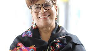 Alum honors Dr. Joan Barber with gift to support underrepresented minority  programs