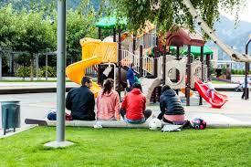 Pruebe juegos de acción para aventureros, juegos de cocina para gourmets, juegos de creación para tipos artísticos, o juegos favoritos para la familia como el tirador de burbujas, el bingo y los juegos de cuatro en raya! Y Ahora Que Empieza La Escuela No Olvidemos Dejarles Jugar Jugar Una Forma De Vivir Imma Marin