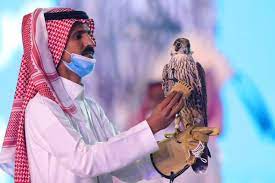 هذا حر لا وكري ولا شاهين. Ø´Ø§Ù‡Ø¯ ØµÙ‚Ø± Ø´Ø§Ù‡ÙŠÙ† Ø¨Ù€170 Ø£Ù„Ù Ø¯ÙˆÙ„Ø§Ø± ÙÙŠ Ø§Ù„Ø³Ø¹ÙˆØ¯ÙŠØ© Ø£Ø®Ø¨Ø§Ø± ØµØ­ÙŠÙØ© Ø§Ù„Ø±Ø¤ÙŠØ©