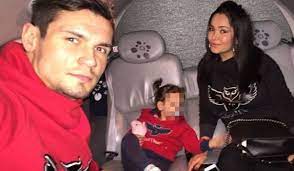 Novinarka inmagazina, svjetlana matić, u liverpoolu je posjetila hrvatskog reprezentativca koji se nakon svjetskog prvenstva našao na listi najzgodnijih. Ljubavnik Anite Lovren Oteo Njezinu Prijateljicu I Prijetio Joj Smrcu Ezadar Hr