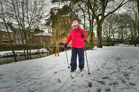 Il sole sorge alle ore 08:24 e tramonta alle ore 17:21. Les Hivers Se Rechauffent Et La Neige Se Rarefie Dans Les Ardennes