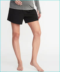21 Best Maternity Workout Clothes
