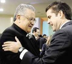 El arzobispo Ulises Macías Salcedo y Epifanio Salido.