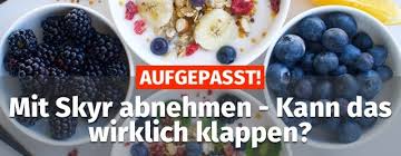 Joghurt, je 1 el honig und nüsse in 4 gläser schichten, dabei mit nüssen und etwas. Aufgepasst á Mit Skyr Abnehmen Kann Das Wirklich Klappen
