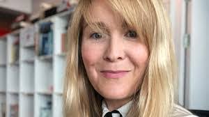 Carolyn Liddell's Instagram, Twitter & Facebook