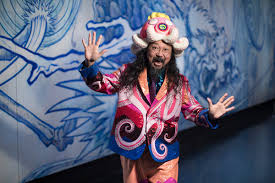 Most bearbricks come in the standard sizes of 100%, 400%, or 1000%. Who S The Octopus In Takashi Murakami S The Octopus Eats Its Own Leg Art Review Chicago Reader