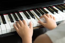 These free beginner piano lessons are designed to develop your mechanical abilities on the piano and increase your understanding of the. Best 15 Apps For Learning Piano For Android Or Ios