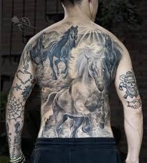 Ngoài ra còn rất nhiều những con vật khác như mèo, sói… trên đây chính là ý nghĩa của những hình xăm con vật được ưa chuộng nhất hiện nay. TrÆ°Æ¡ng Ä'inh Hoang Khoe Hinh XÄƒm Kin LÆ°ng