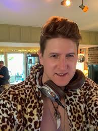 Justin Brandes's Instagram, Twitter & Facebook