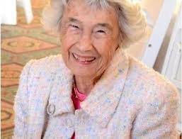 Liz Erickson's Instagram, Twitter & Facebook