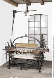 Erst nach dem zweiten weltkrieg wurde der selfaktor vollständig von der ringspinnmaschine und der neu aufkommenden rotorspinnmaschine verdrängt. Textilmaschinen Die Entstehung Von Stoffen Deutsches Museum Google Arts Culture