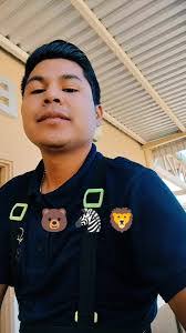 Elsa Esparza's Instagram, Twitter & Facebook