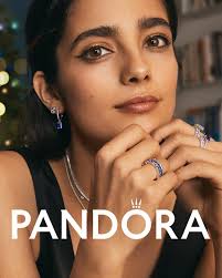 Set to sparkle this season? Mix and match showstopping stones and elegant  metal finishes from Pandora Timeless. ✨ #MoreThanAGift #PandoraTimeless