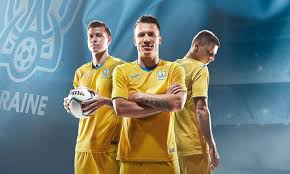 Сборная украины по футболу еще не сыграла свой первый матч на чемпионате европы по футболу, но уже наделала шуму. 54jmfmkpdirlnm