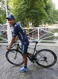 And weight is 5 feet 6 inches and her weight. A Tiny 25 Year Old Colombian Rider With A Freakish Vo2 Max Has The World S Best Cyclists Terrified Going Into The Tour De France Business Insider India
