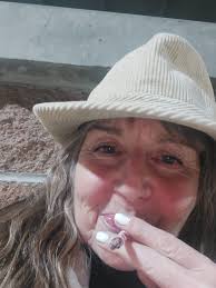 Hey now from Canada! I'm an Aquarius Lesbian Hippie turning 58