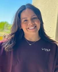 Yesenia Martinez's Instagram, Twitter & Facebook