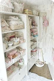 Fabric Storage I Want This So Badly Will Be Haunting The Markets For Similar Cabinets Shabby Chic Dekoration Shabby Chic Mobel Haus Deko