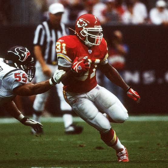 Priest Holmes, the engine of the Chiefs’ original high-power offense -  Arrowhead Pride