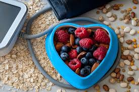 Da consumare con moderazione per il bene del nostro equilibrio, inoltre, ci sono anche il caffè, lo zucchero, il cioccolato, il miele e la liquirizia, cibi che alzano la pressione se ingeriti in grande quantità. Gli Alimenti Che Abbassano La Pressione