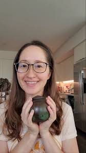 Welcome to my new feature, "Pot of the Week"! For a while now I've been  looking for a way to engage with my Instagram page without it feeling like  such a chore. I always feel a lot of pressure to post ...