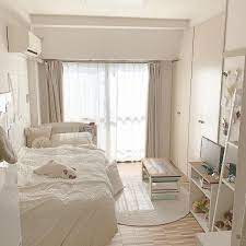 make my room ちいさな部屋作り on instagram 1r 白を基調とした ナチュラルなお部屋 ふわふわのものや刺繍の入ったものなど 一工夫されたベッド minimalist room room inspiration bedroom small room bedroom