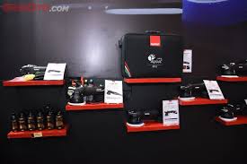 Tanda karet wiper sudah perlu diganti adalah getas, dan kaca tidak bisa dibersihkan dengan sempurna. The Mustang Bikin Wiper Fluid Sendiri Kaca Tetap Jernih Dengan Washer Fluid Bikinan Sendiri In The World Of Wiper Fluid Concentrate Can Be One Of Your Best Friends