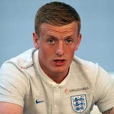 Join the discussion or compare with others! Englands Keeper Pickford Tragt Bei Wm Ruckennummer Eins Fussball