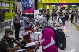 Sedangkan untuk organisasi non pemerintah seperti act dan izi, bisanya mereka menggunakan stiker sebagai media promosi untuk mengenalkan diri kepada masyarakat. Calon Penumpang Harus Punya Sikm Untuk Beli Tiket Kereta Api Dari Dan Menuju Gambir Halaman All Kompas Com