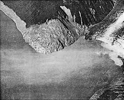 Miller of the united states geological survey had been studying evidence for the occurrence of large waves in lituya bay. Photograph Of Where A Mega Tsunami Reached 520 Meters On The Spur Ridge Download Scientific Diagram