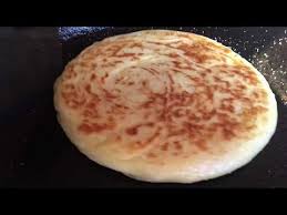 Recette Msemen Autre Facon De Le Faire Un Vrai Delice Youtube Food Recipes Desserts