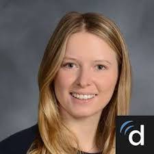 Araceli Carrera's Instagram, Twitter & Facebook