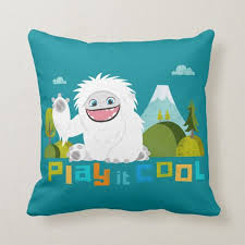 Play It Cool Everest Waving Graphic Throw Pillow Zazzle Com Cool Stuff Throw Pillows Pillows