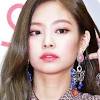 로제), is a new zealand singer based in south korea. Https Encrypted Tbn0 Gstatic Com Images Q Tbn And9gctgsp7cwlm8svbp6dkuhcjxomisreusy18rcvtxorggbhowj 5i Usqp Cau