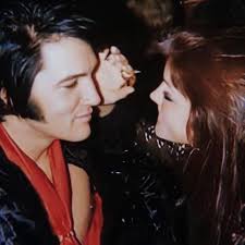 Warren Ellis and I write songs together. We are a duo. I never did that  with Mick Harvey. I mean, Mick might start something up in the studio and I  would sit