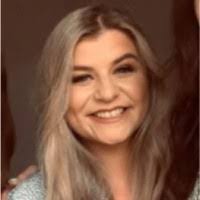 Lauren Atwater's Instagram, Twitter & Facebook