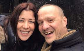 În ultimele zile au apărut tot mai multe zvonuri conform cărora lidia buble și răzvan simion ar fi pus capăt relației lor. Diana Fosta SoÈ›ie A Lui RÄƒzvan Simion Cu BebeluÈ™ul In BraÈ›e Noul Ei Iubit In Culmea Fericirii Impact