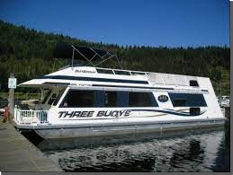 There are typically between one and seven homes available in this area at any given time. 36 Boats Ideas House Boat Houseboat Living Floating House