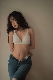 Vào tết dương lịch 2021, angela trâm anh được chẩn đoán mắc bệnh ung thư gan. Hot Girl Le PhÆ°Æ¡ng Anh Ä'ang Hot Ráº§n Ráº§n Tren Máº¡ng La Ai