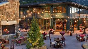 Celebrities At The Broadmoor Christmas 2022 Duane Zobrist, Author At Broadmoor Outfitters