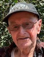 Nancy Schnell's Instagram, Twitter & Facebook