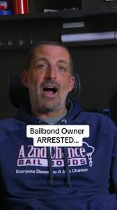 Noel Bond's Instagram, Twitter & Facebook