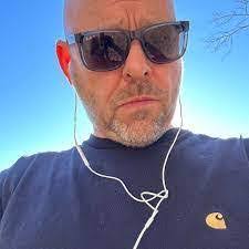 Brenda Evenson's Instagram, Twitter & Facebook