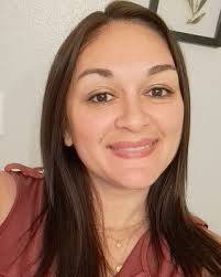 Stacy Hooper's Instagram, Twitter & Facebook