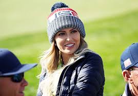 Paulina gretzky and dustin johnson paulina gretzky for canadian fashion magazines you were young when your dad was playing. Paulina Gretzky Lounges In A Sexy String Bikini Cowboy Hat See Pic Editorpen